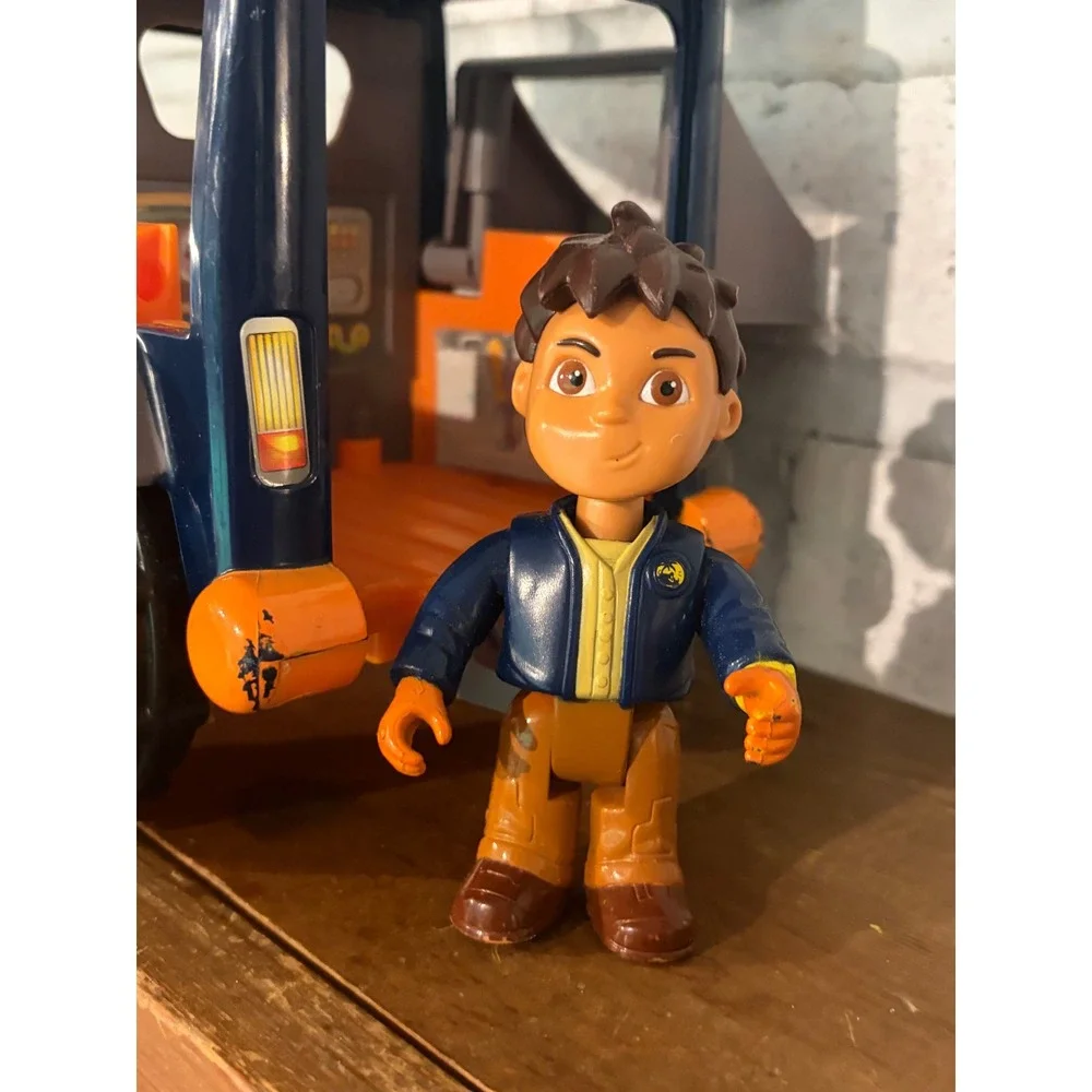 2007 Fisher-Price Go Diego Go! Dinosaur Transport Vehicle and Figure